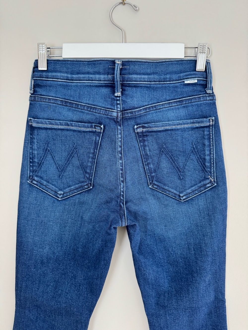Mother The Lil Weekender in Nip It In The Butt Wash size 26 - Picture 9 of 16